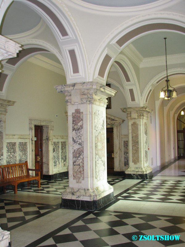 town_hall_belfast__001.jpg