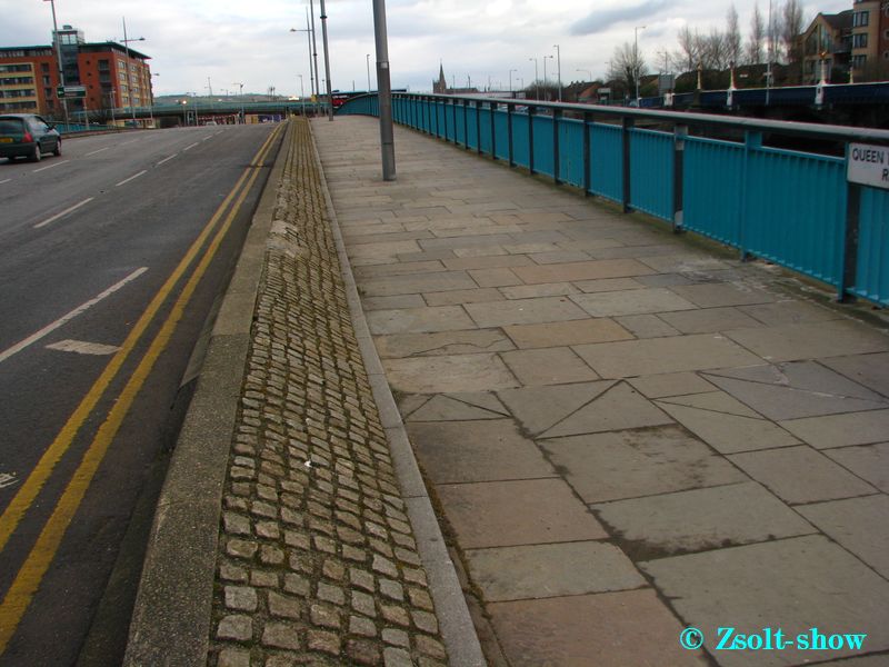 belfast_queens_elizabeth_bridge__001.jpg