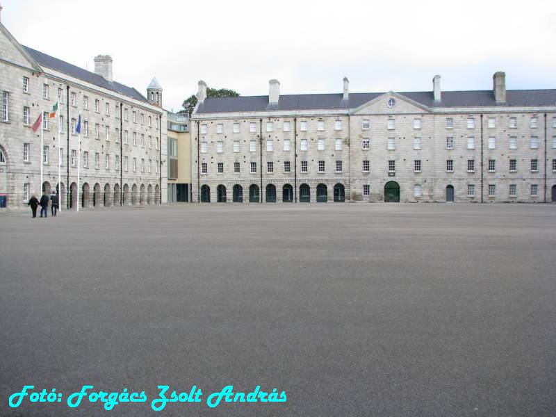 dublin_national_museum_of_ireland_army_005.JPG