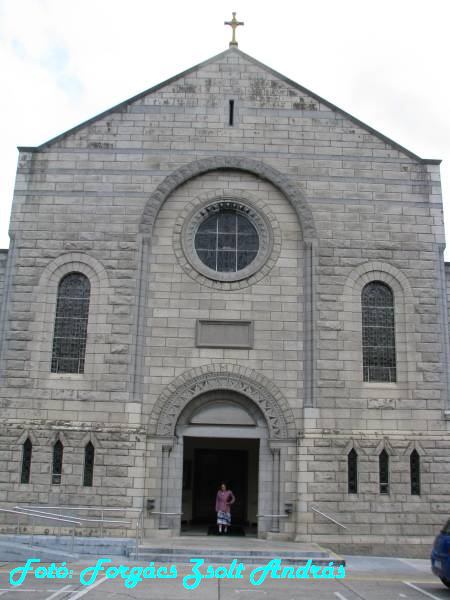 dublin_our_lady_queen_of_peace_church_003.JPG