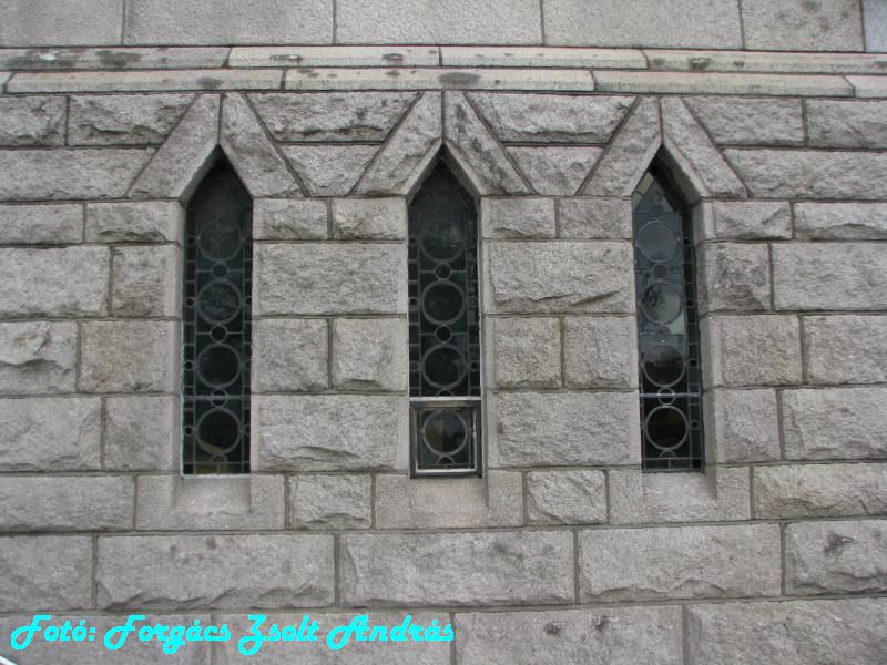 dublin_our_lady_queen_of_peace_church_004.JPG