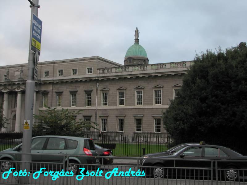 dublin_amiens_street_012.JPG