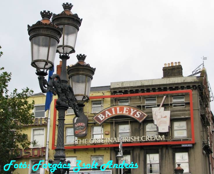 dublin_bridge_o_connell_011.JPG