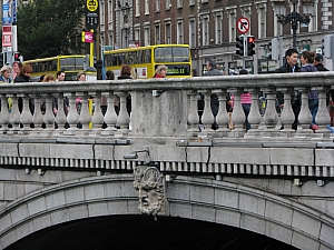 dublin_bridge_o_connell_003.JPG