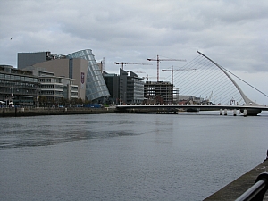 dublin_costom_house_quay_004.JPG