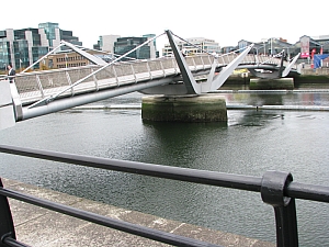 dublin_sean_o_cascy_bridge_001.JPG