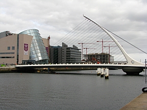 dublin_sir_john_rogersons_quay_005.JPG